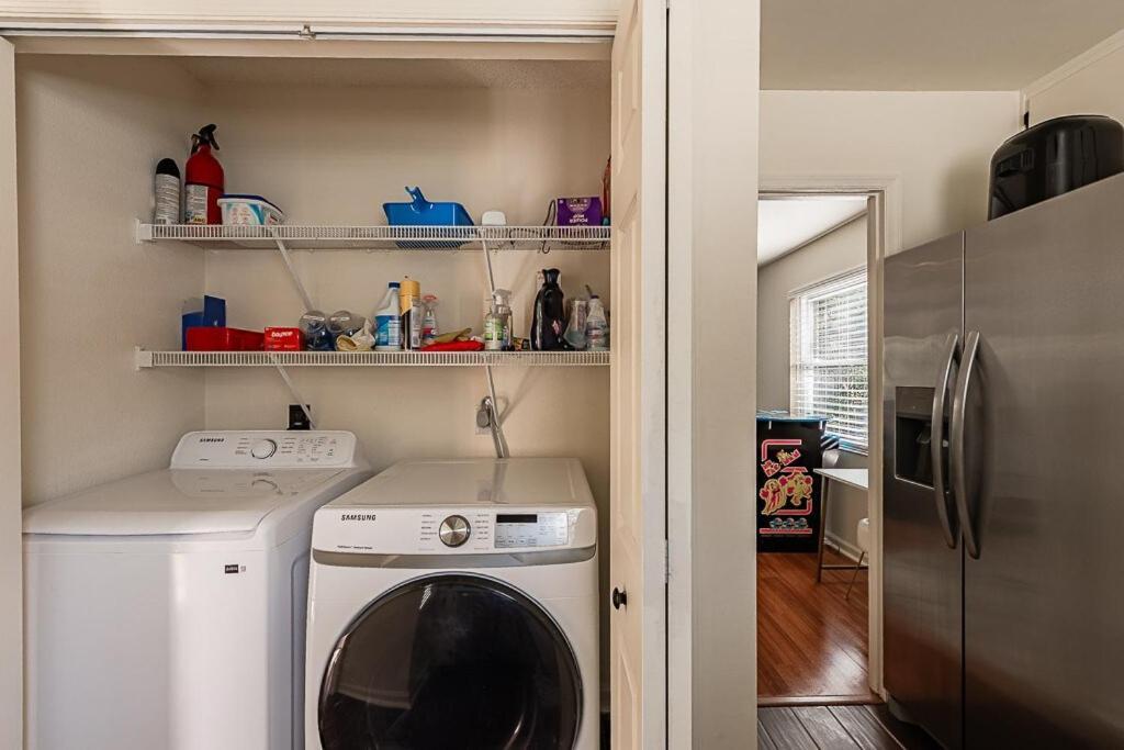 Cozy Townhome Retreat With King Bed Near I-10, Capitol, Fsu & Famu Tallahassee Eksteriør bilde