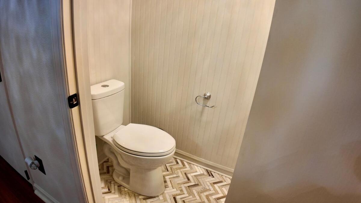 Cozy Townhome Retreat With King Bed Near I-10, Capitol, Fsu & Famu Tallahassee Eksteriør bilde